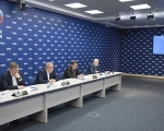 Пересмотр зарплат бюджетников и повышение доступности лекарств – «Единая Россия» о приоритетах работы