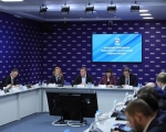 «Единая Россия» переориентирует работу волонтеров на территорию Донецка и Луганска
