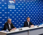 «Единая Россия» предложила увеличить долю оклада в зарплате бюджетников до 70%